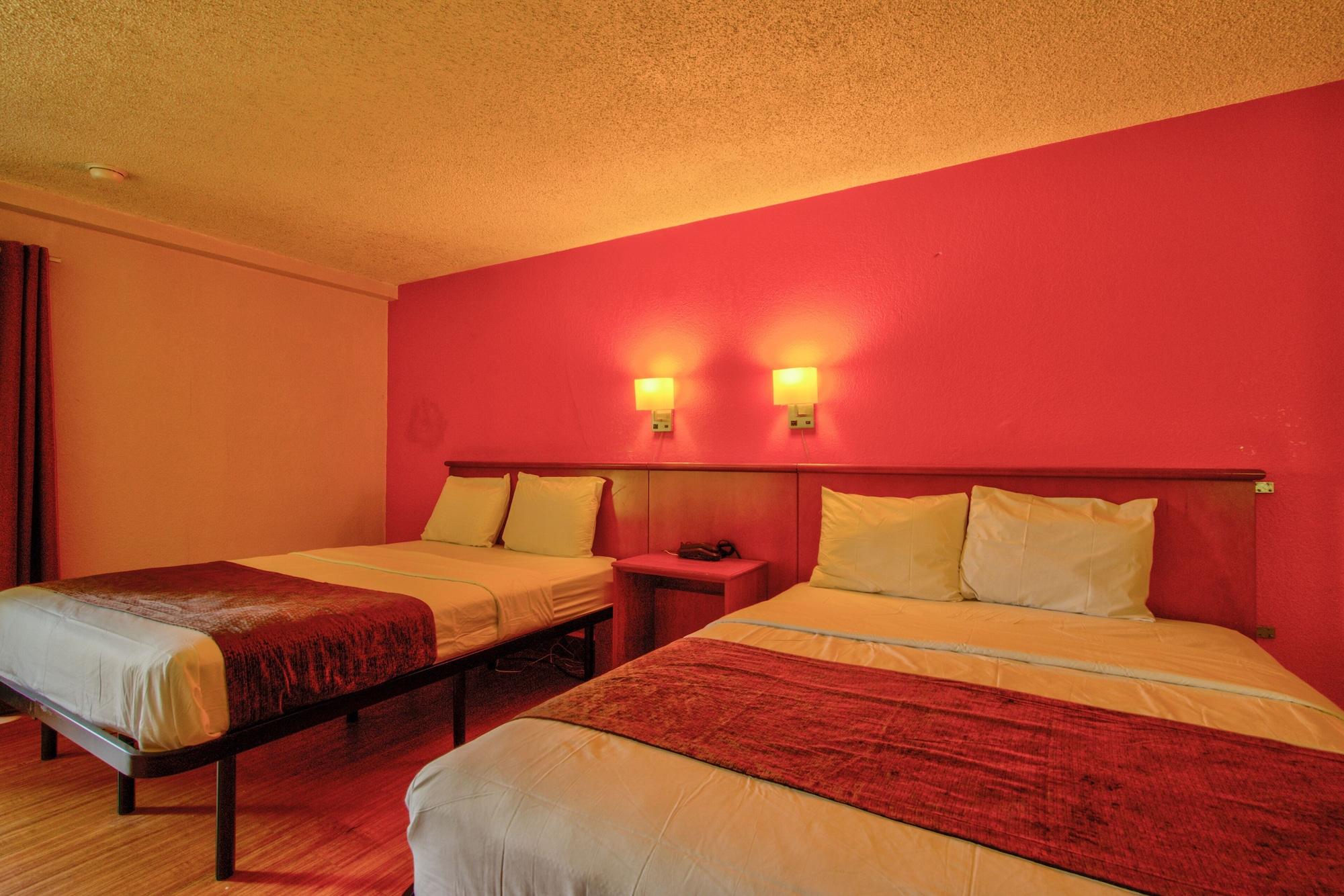 Clearwater Hotel Экстерьер фото