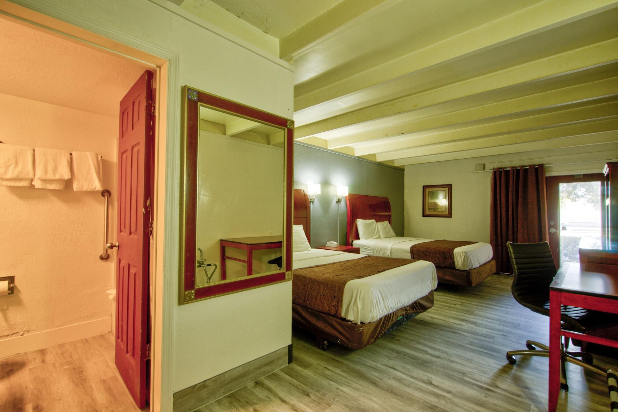 Clearwater Hotel Экстерьер фото