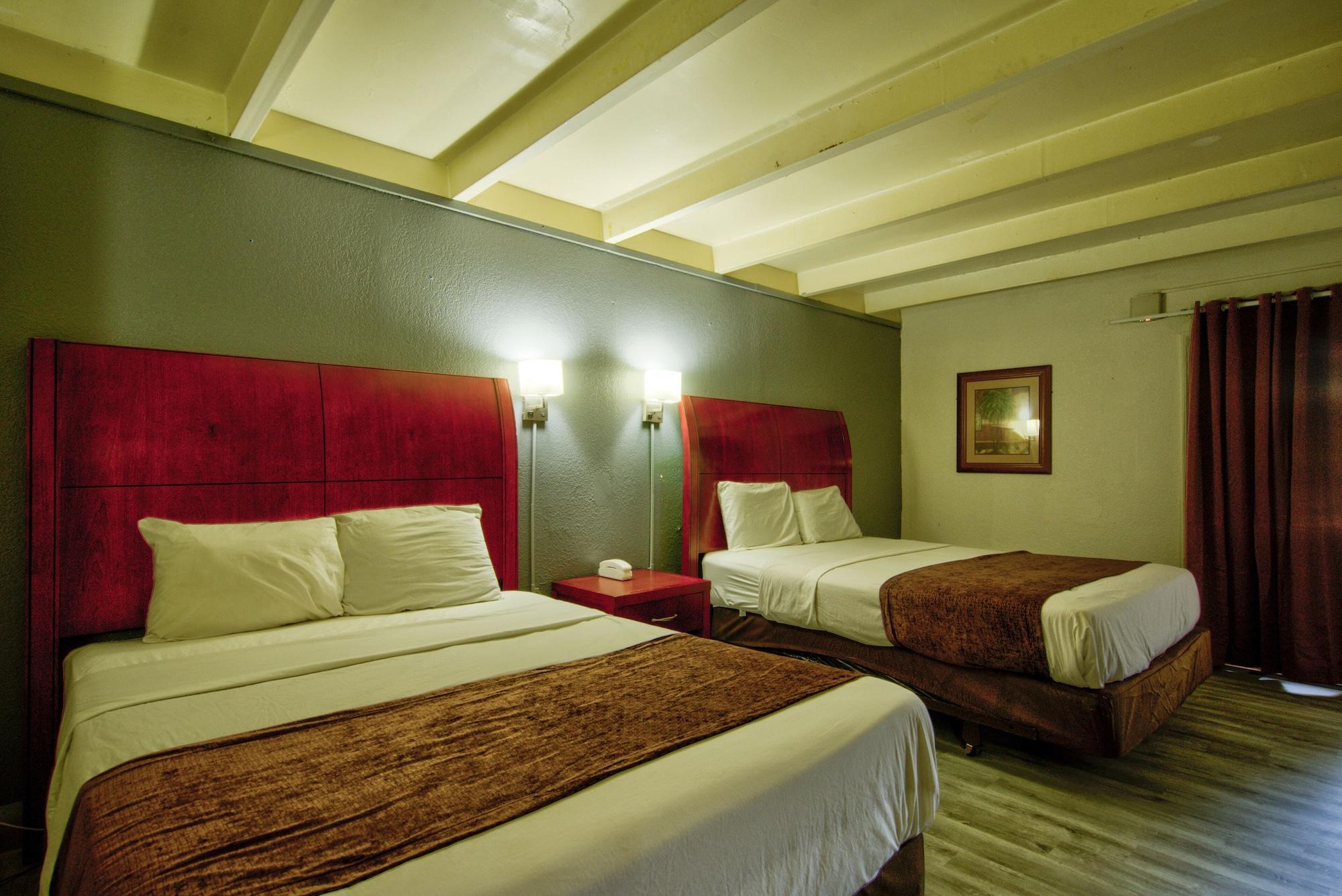 Clearwater Hotel Экстерьер фото